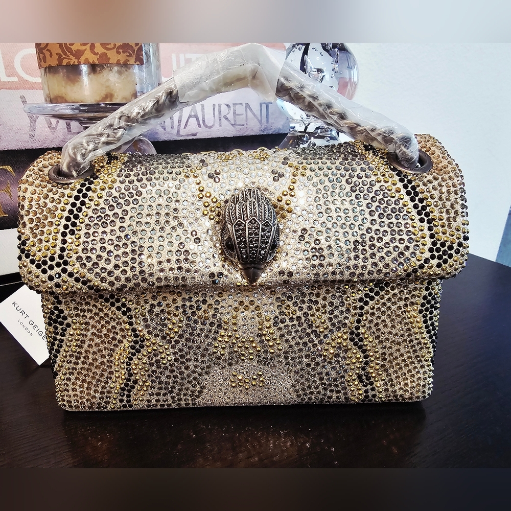 NWT Kurt Geiger London Kensignton Convertible Crossbody. - Picture 9 of 11